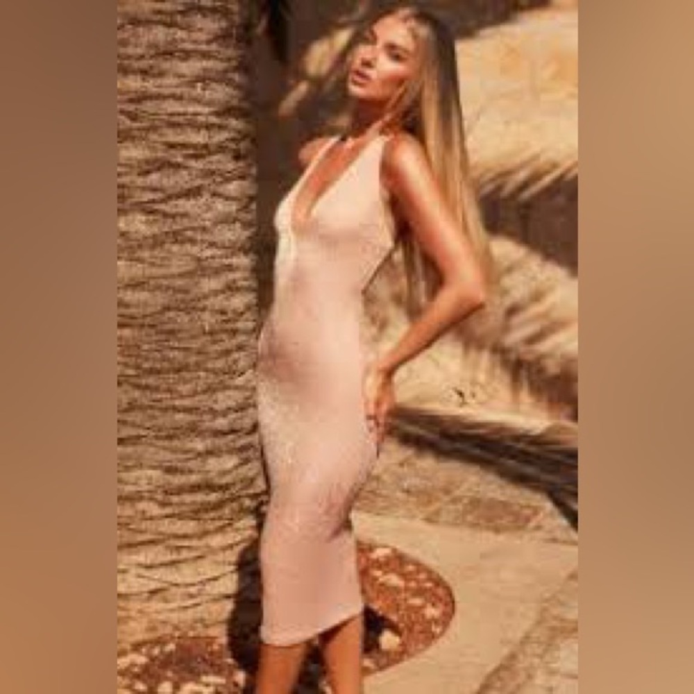 OH POLLY Plunge Neck Halter MIDI Dress In Rose Gold NWT - Picture 5 of 16